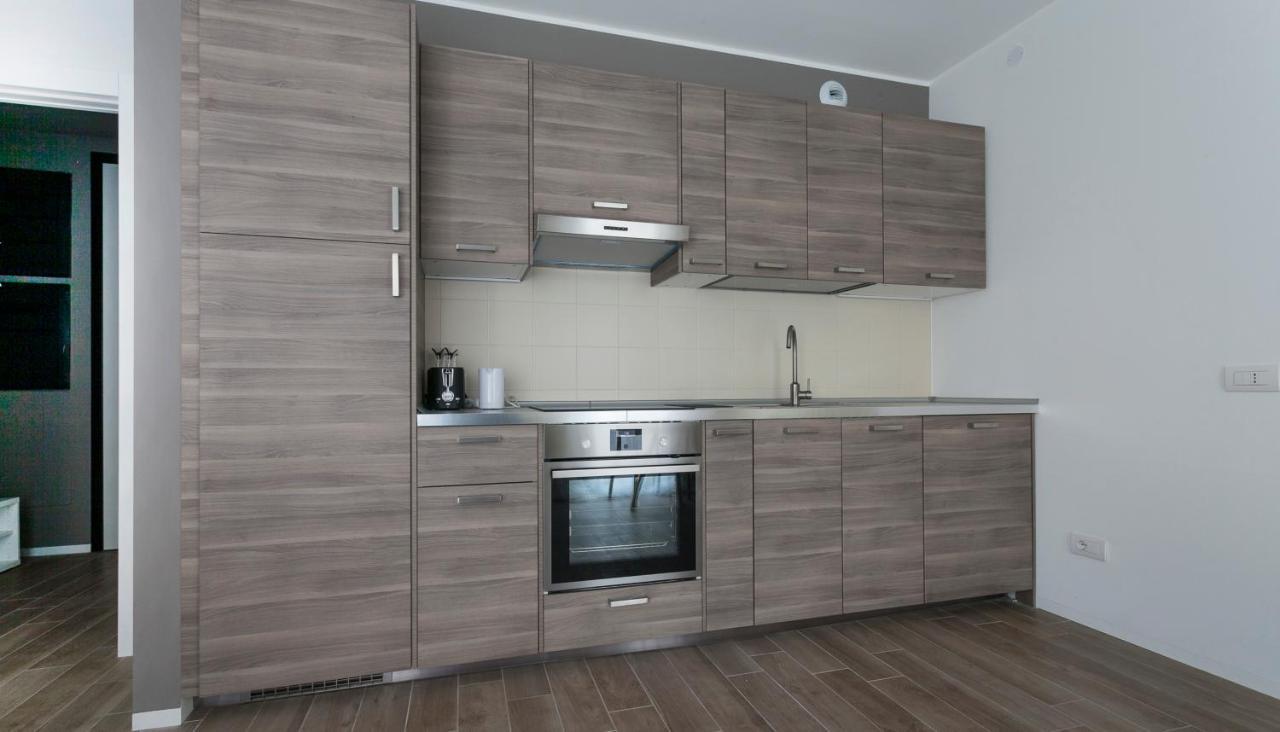 Italianway-Poma Apartman Milánó Kültér fotó
